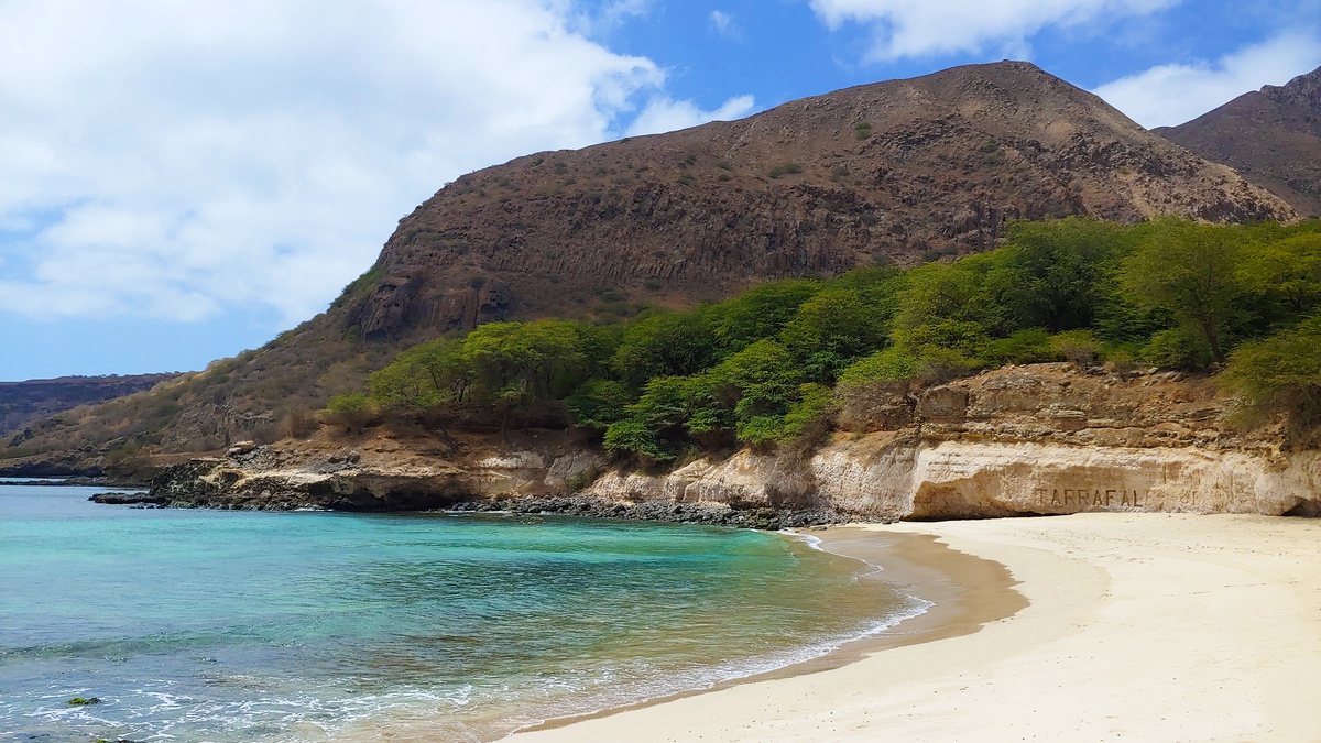 Playa de Tarrafal con el Monte Graciosa, Santiago, Cabo Verde