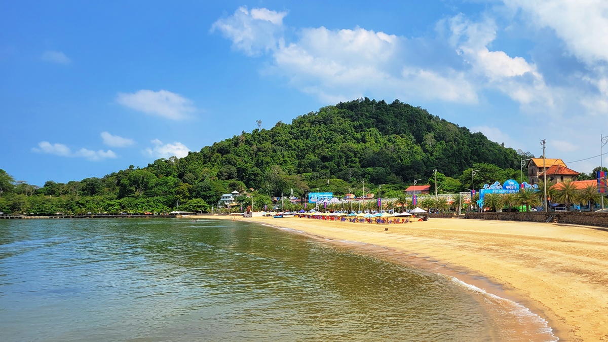 Panoramic view of Kep Beach in Cambodia