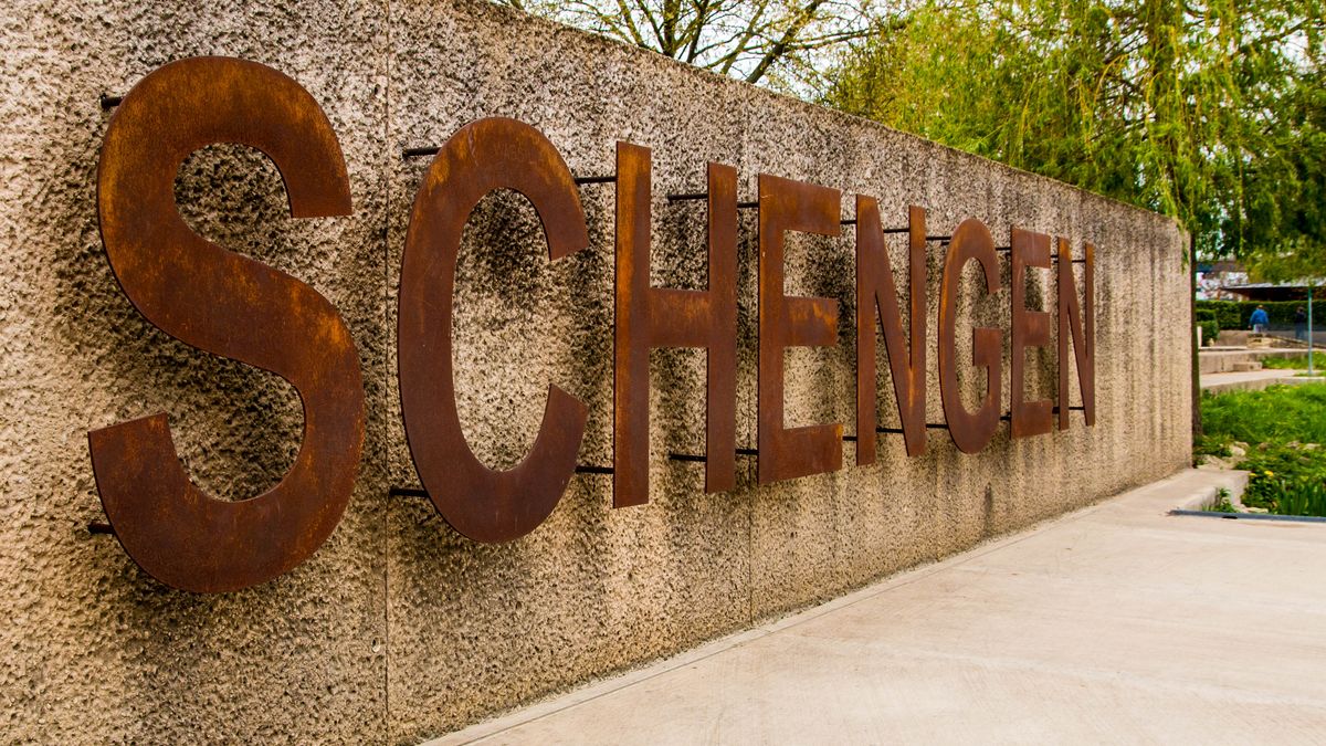Guía 2025: Requisitos de entrada para viajar a Europa (Schengen)